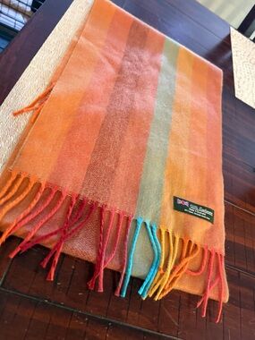 100% cashmere scarve Scotland